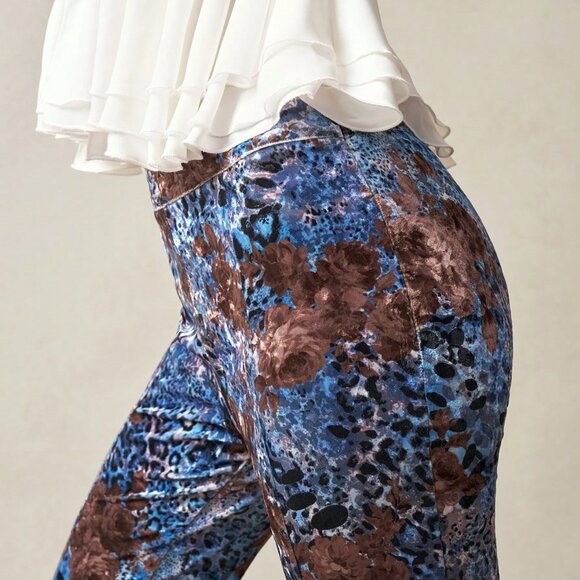 Blue Boho Women's Knitted Leopard Print Flared Pants - Picture 4 of 4